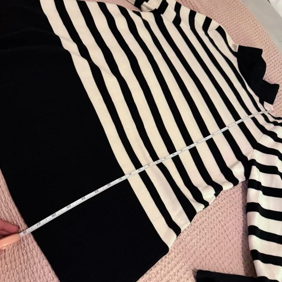 COS OVERSIZED STRIPED TURTLENECK SWEATER BLACK CREAM 100% COTTON MINIMALIST KNIT - Picture 5 of 10
